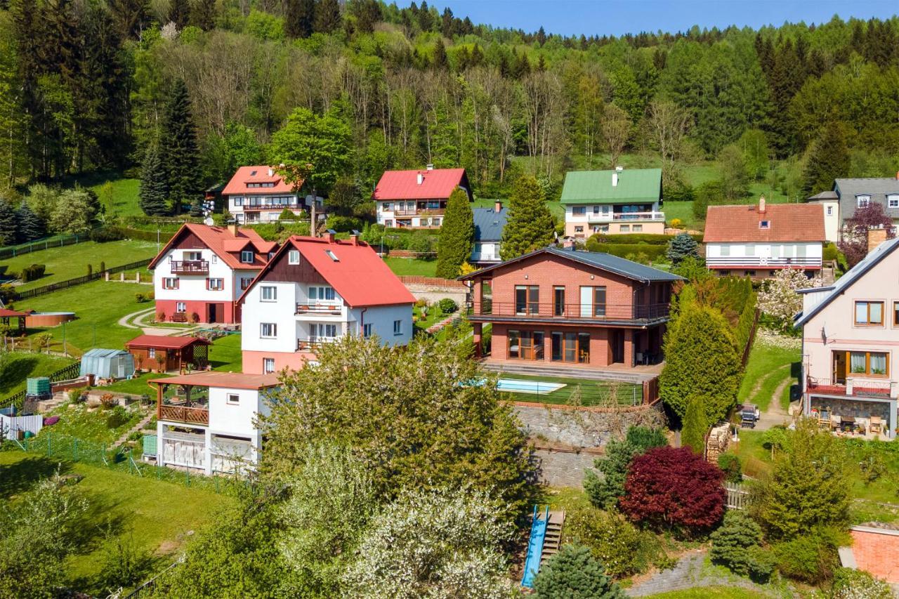 Vila Slunecni Stran Свобода-Над-Упоу Экстерьер фото